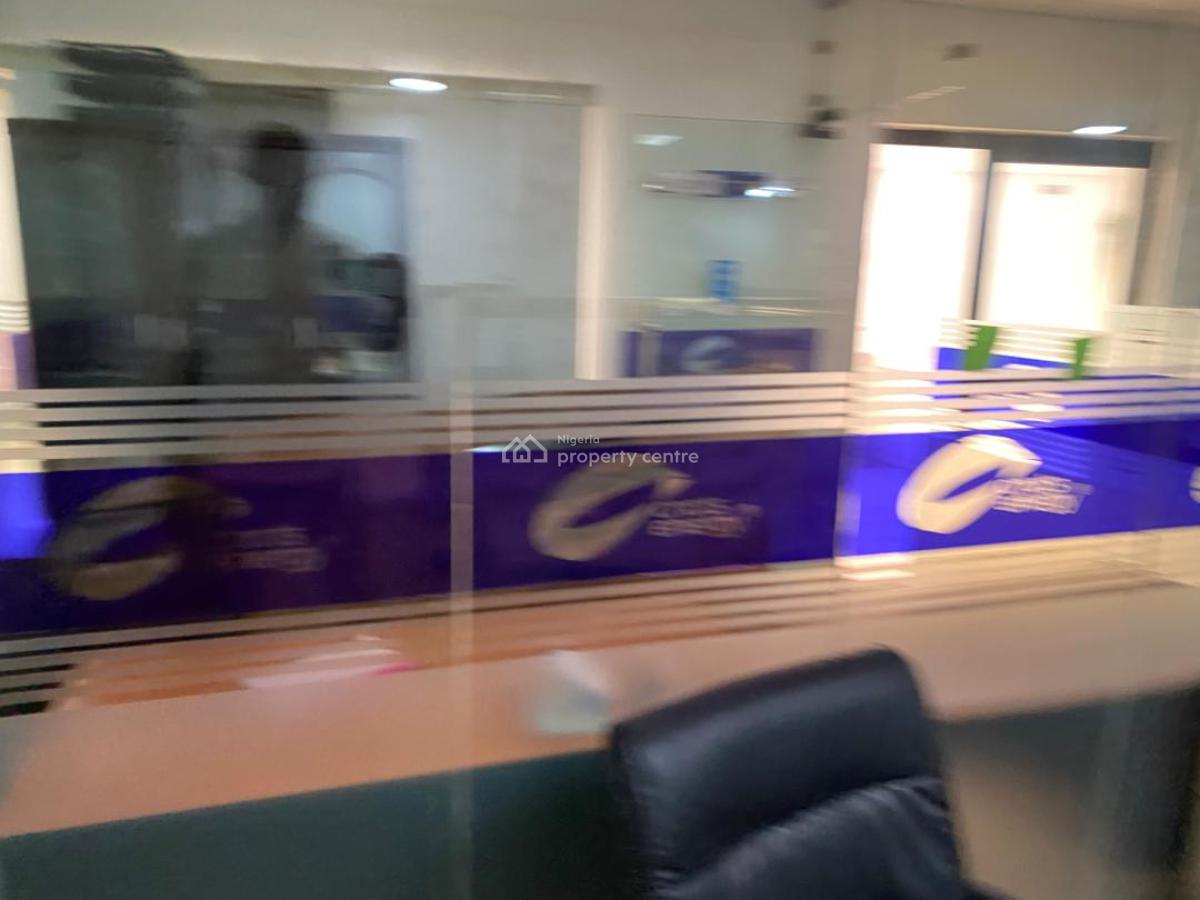Well-positioned 50 Sqm Office Space in a Sought-after Commercial Areas, Victoria Island (vi), Lagos, Office Space for Rent