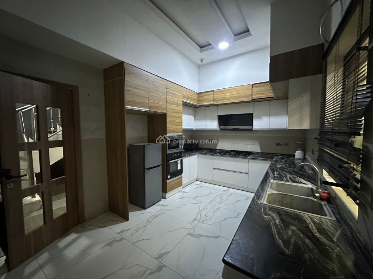 4 Bedroom Semi-detached Duplex with Bq, Lekki, Lagos, Semi-detached Duplex for Rent