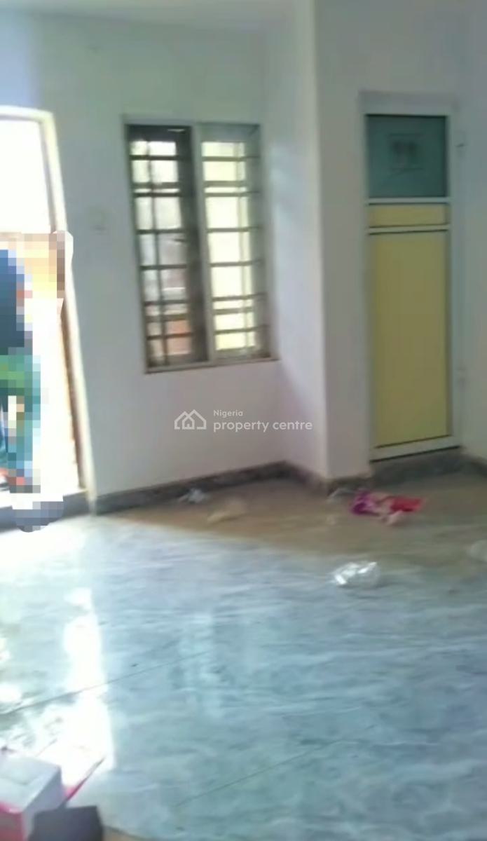 Pay and Pack in Spacious One Bedroom Apartment, Off, Lawanson, Surulere, Lagos, Mini Flat (room and Parlour) for Rent