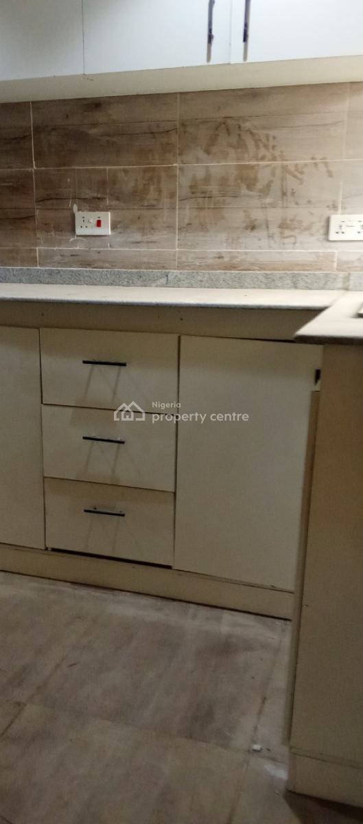 Pop Finished 3 Bedroom Flat with Wardrobes, Utako, Abuja, Flat / Apartment for Rent