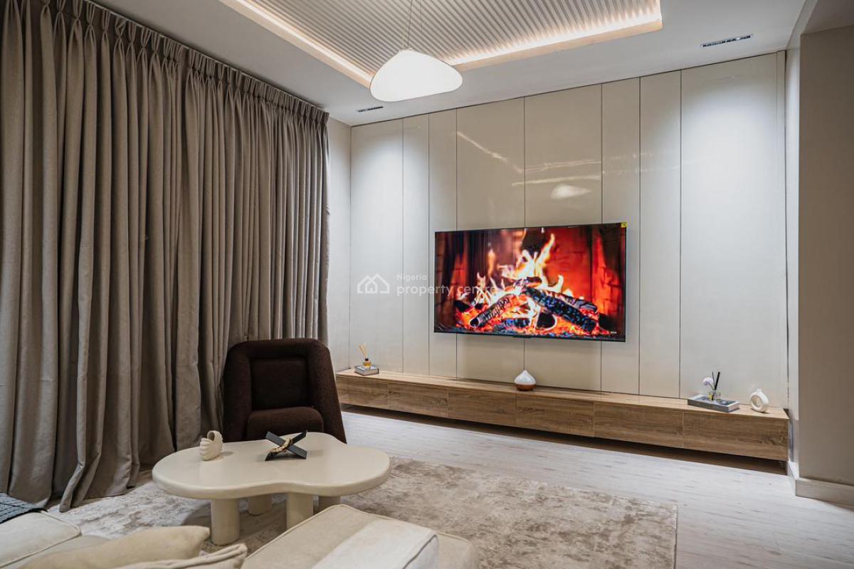 Luxury 1 Bedroom Apartment, Freedom Way, Lekki Phase 1, Lekki, Lagos, Flat / Apartment Short Let