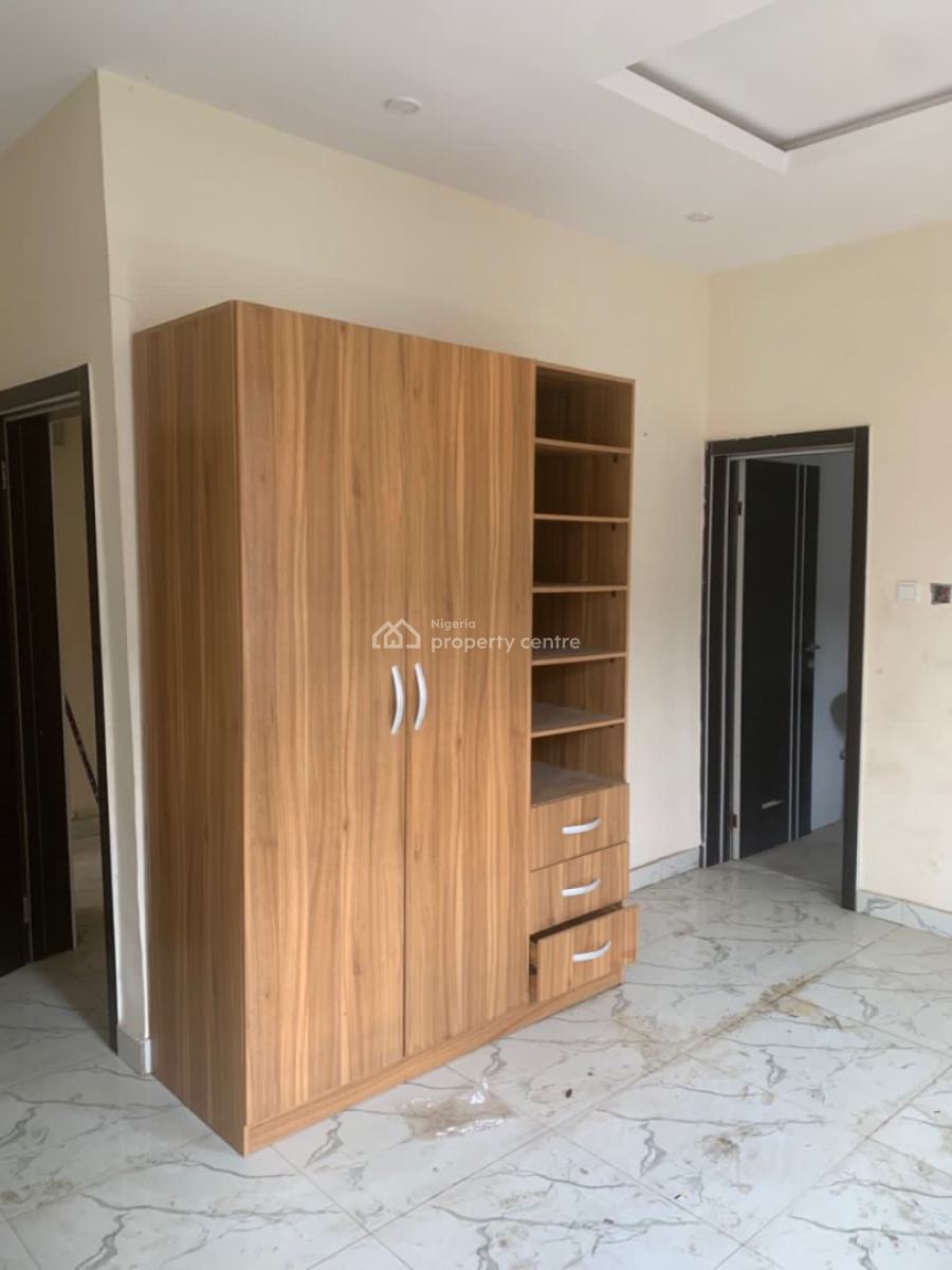 Luxurious 3 Bedroom Flat, Badore, Ajah, Lagos, Flat / Apartment for Rent