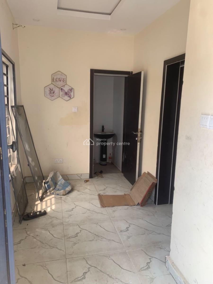 Luxurious 3 Bedroom Flat, Badore, Ajah, Lagos, Flat / Apartment for Rent