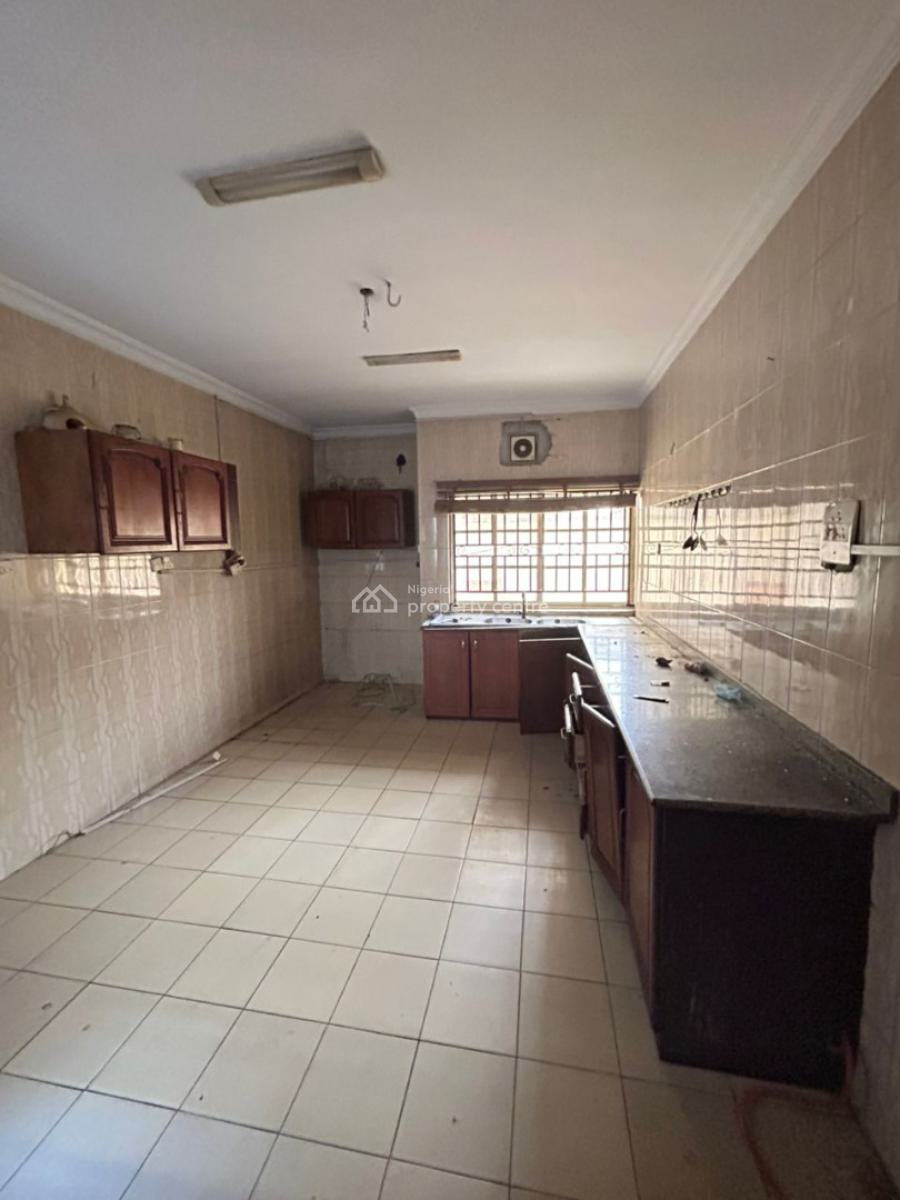 5 Bedroom Detached Duplex in a Secured Estate, Lekki Phase 1, Lekki, Lagos, Detached Duplex for Rent