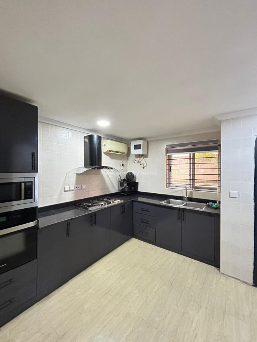 Furnished Miniflat with Gym and Swimming Pool, Lekki Phase 1, Lekki, Lagos, Mini Flat (room and Parlour) for Rent