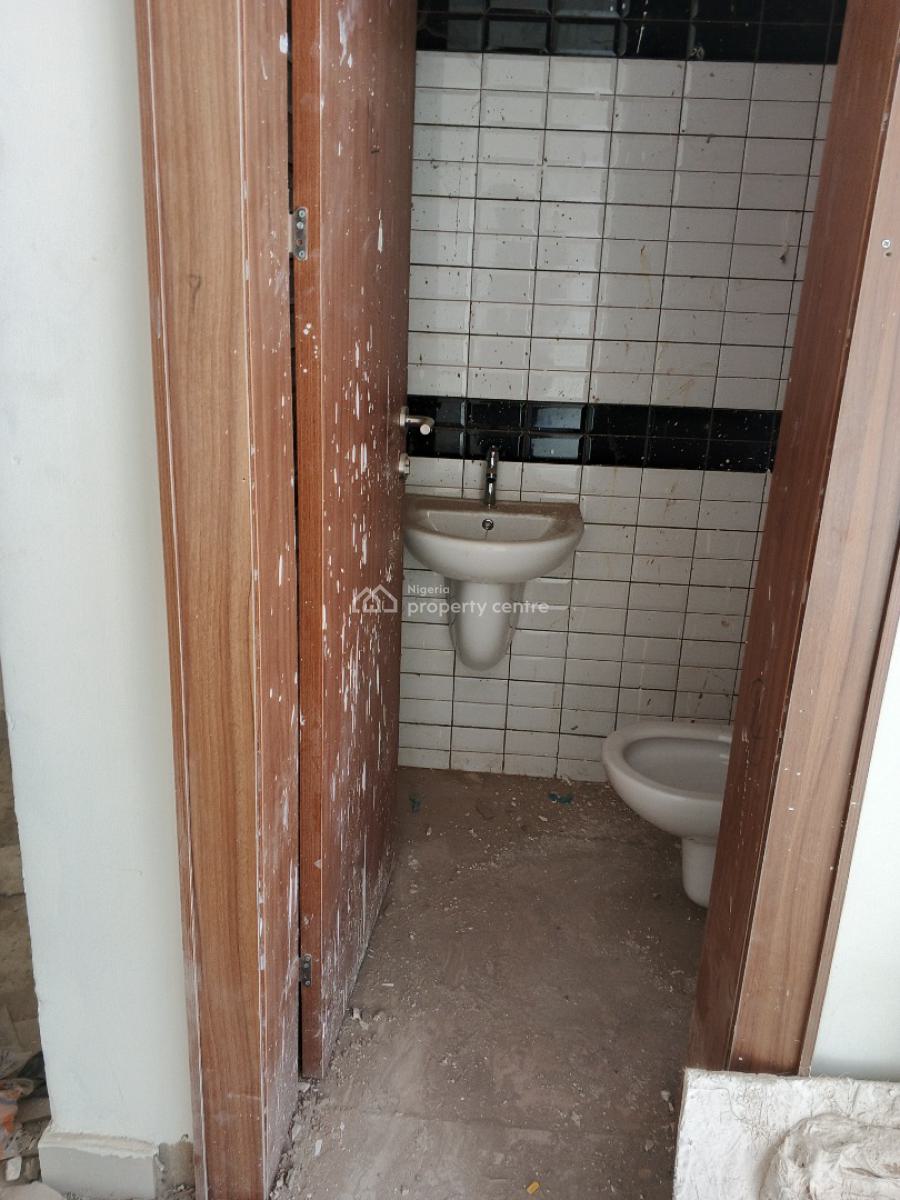 40sqm Office Space Ensuite with 1 Toilet, Wuse 2, Abuja, Office Space for Sale