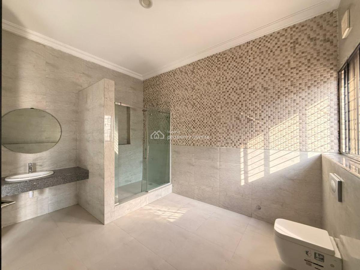 Neatly Finished and Very Spacious Luxury 3 Bedroom Apartment with Bq, Parkview, Ikoyi, Lagos, Flat / Apartment for Rent