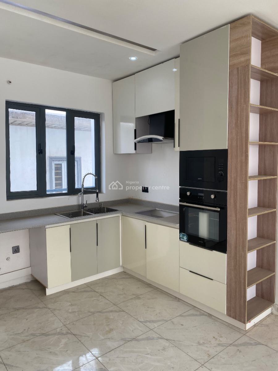 Luxury 2 Bedroom Flat with Excellent Facilities, Bakare Estate, Agungi, Lekki, Lagos, Block of Flats for Sale