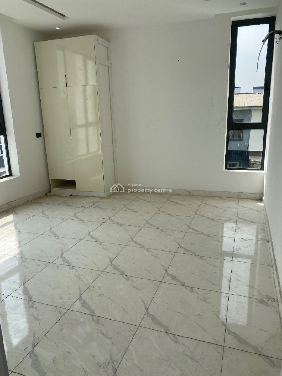 Luxury 2 Bedroom Flat with Excellent Facilities, Bakare Estate, Agungi, Lekki, Lagos, Block of Flats for Sale