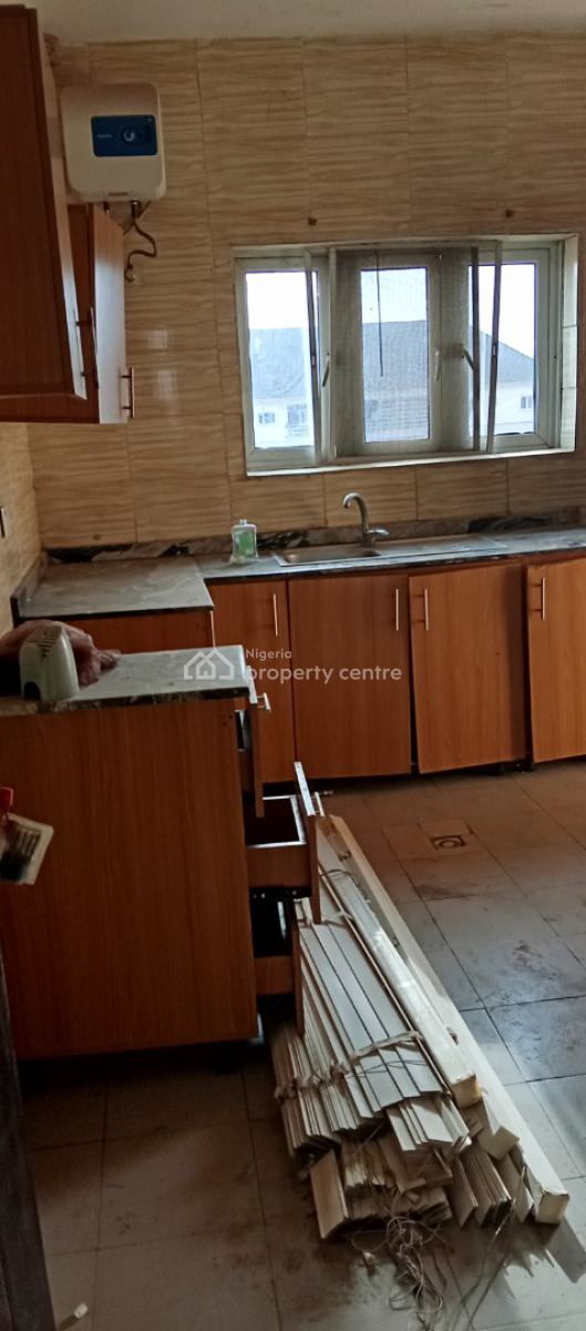 Pop Finished 2 Bedroom Flat in a Secure Estate, Wuye, Abuja, Flat / Apartment for Rent