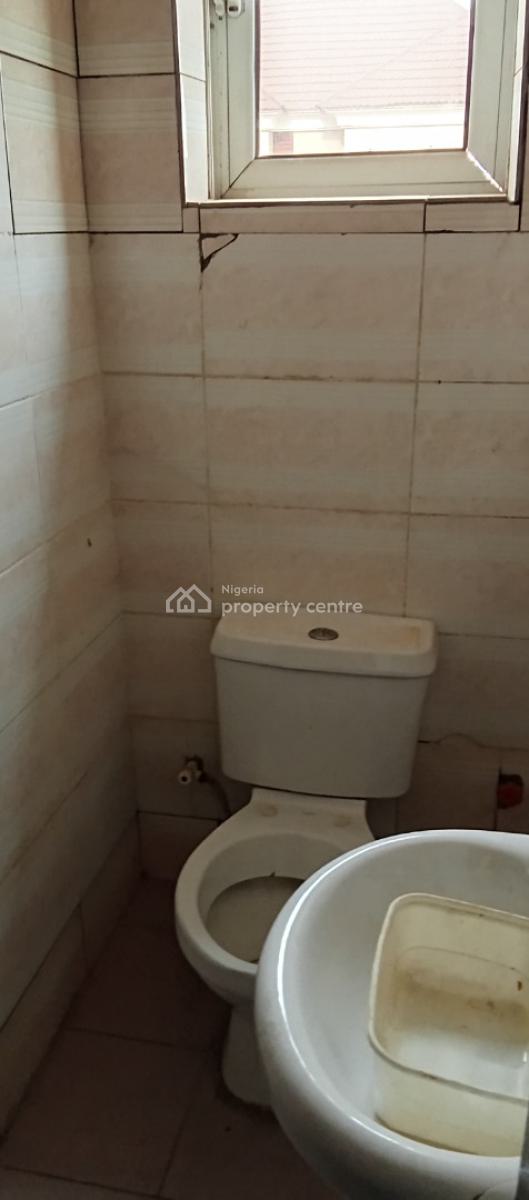 Pop Finished 2 Bedroom Flat in a Secure Estate, Wuye, Abuja, Flat / Apartment for Rent