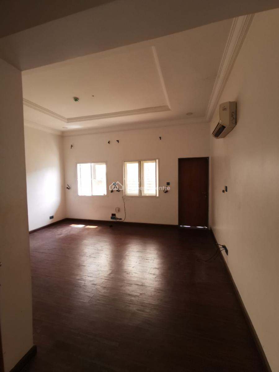 Spacious Standard Mini Flat Serviced, Bera Estate, Chevron Drive, Lekki, Lagos, Mini Flat (room and Parlour) for Rent