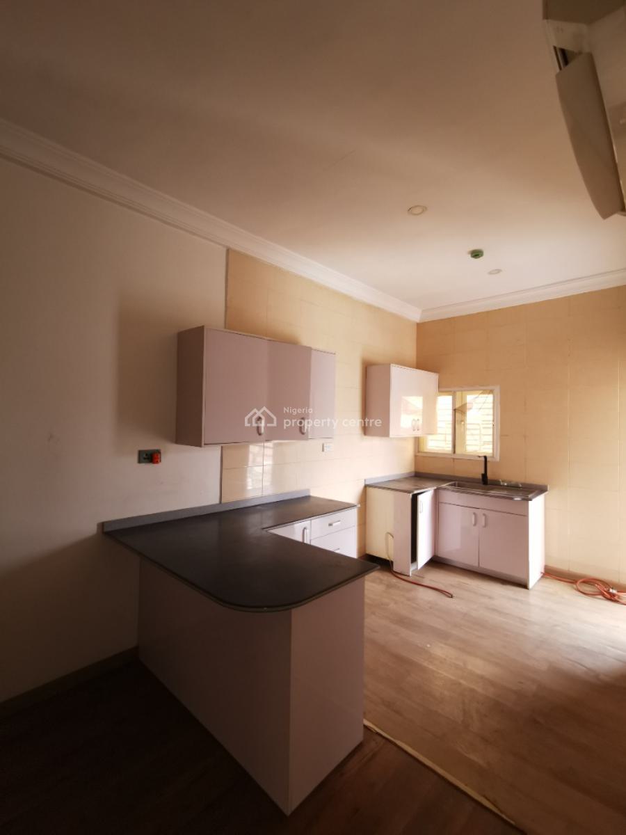 Spacious Standard Mini Flat Serviced, Bera Estate, Chevron Drive, Lekki, Lagos, Mini Flat (room and Parlour) for Rent