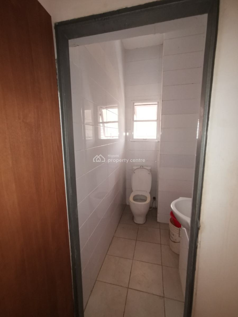 Spacious Standard Mini Flat Serviced, Bera Estate, Chevron Drive, Lekki, Lagos, Mini Flat (room and Parlour) for Rent