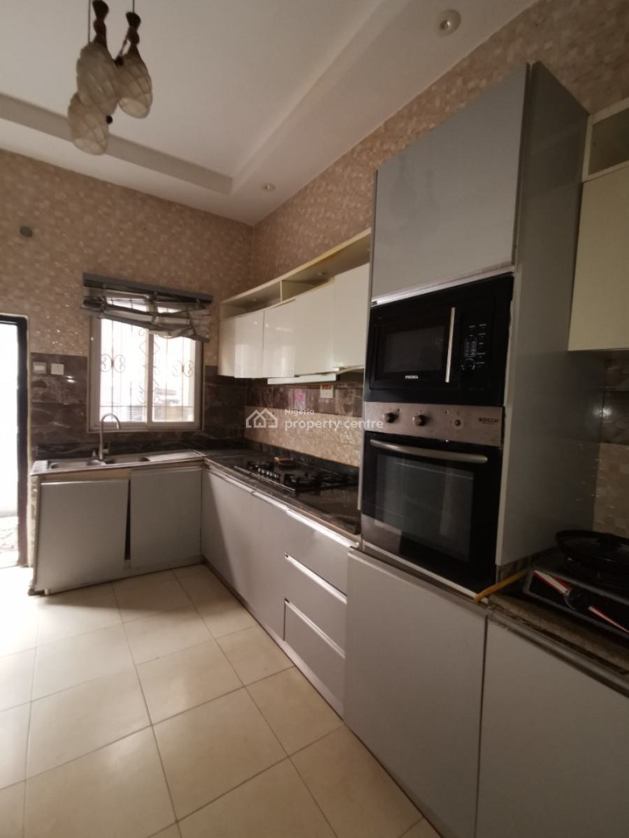 Spacious Semi Master Bedroom, Bera Estate, Chevron, Lekki, Lagos, Flat / Apartment for Rent