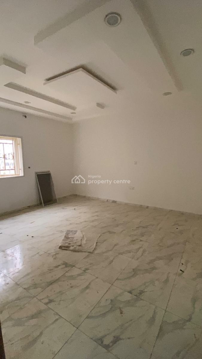 Luxury 4 Bedroom Terrace Duplex + Bq, Gilmore, Jahi, Abuja, Terraced Duplex for Rent