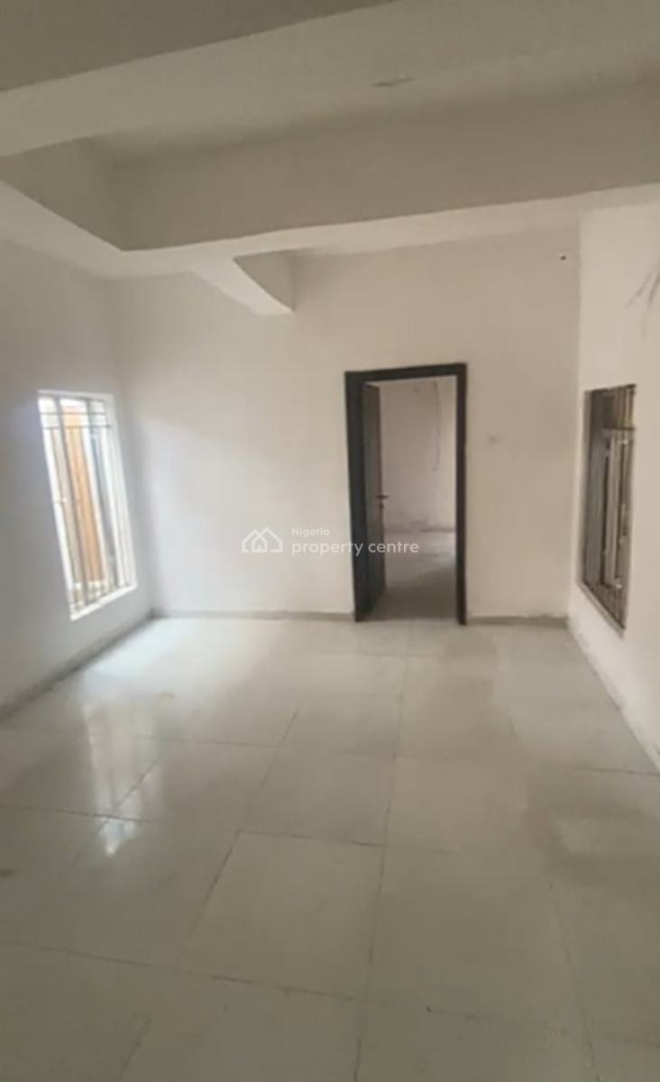 Serviced & Modern Mini Flat with Private Courtyard { Video}, Lekki Phase 1, Lekki, Lagos, Mini Flat (room and Parlour) for Rent