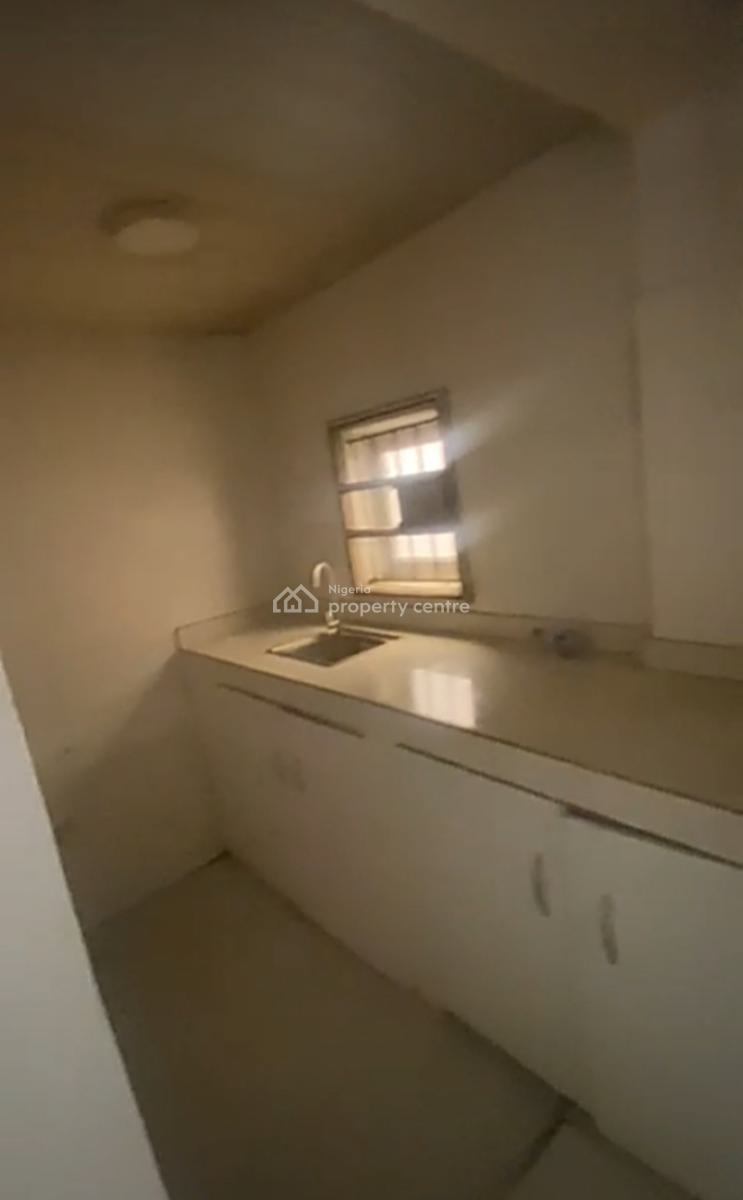 Serviced & Modern Mini Flat with Private Courtyard { Video}, Lekki Phase 1, Lekki, Lagos, Mini Flat (room and Parlour) for Rent