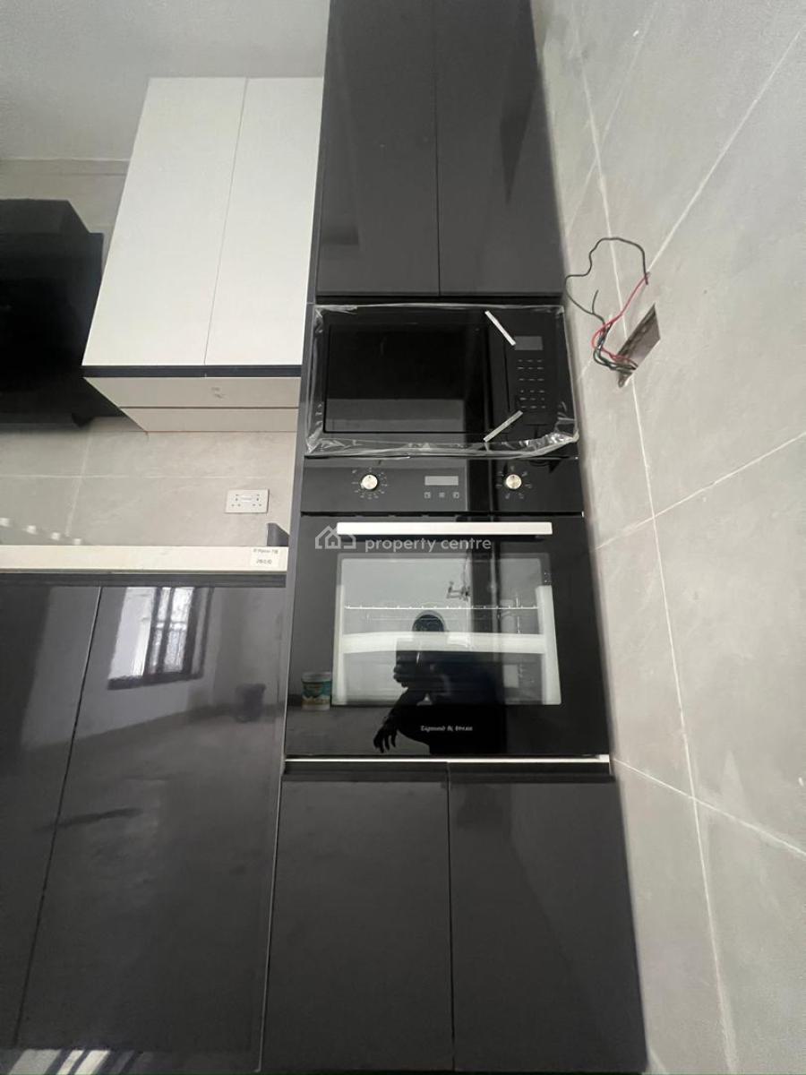 Own This Furnished 3-bedroom Apartment with Bq in Ikeja., Ikeja, Lagos, Self Contain (single Rooms) for Sale