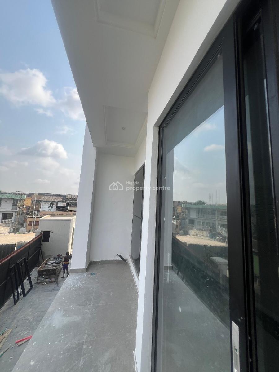 Own This Furnished 3-bedroom Apartment with Bq in Ikeja., Ikeja, Lagos, Self Contain (single Rooms) for Sale