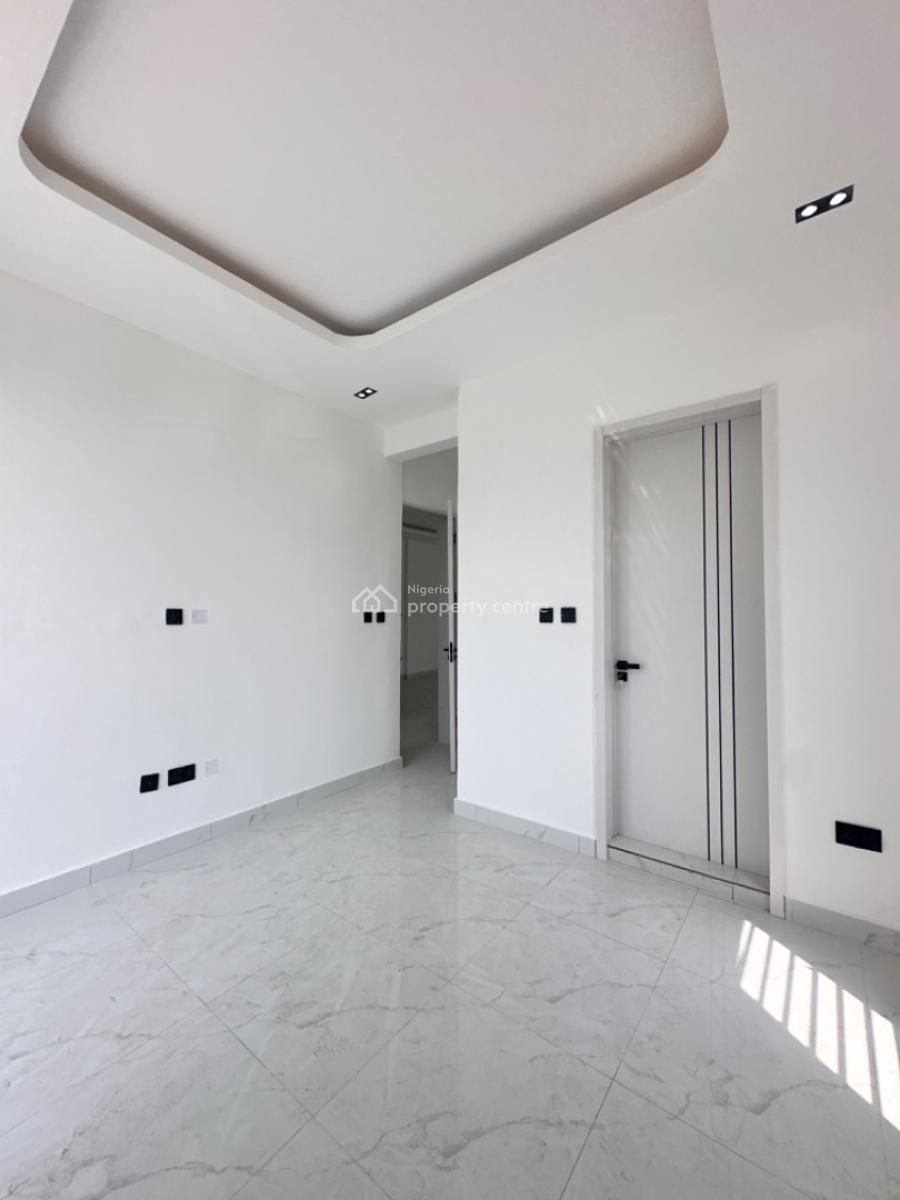 Solid Ikate 2bedroom Apartment, Ikate Axis, Lekki, Lagos, Block of Flats for Sale