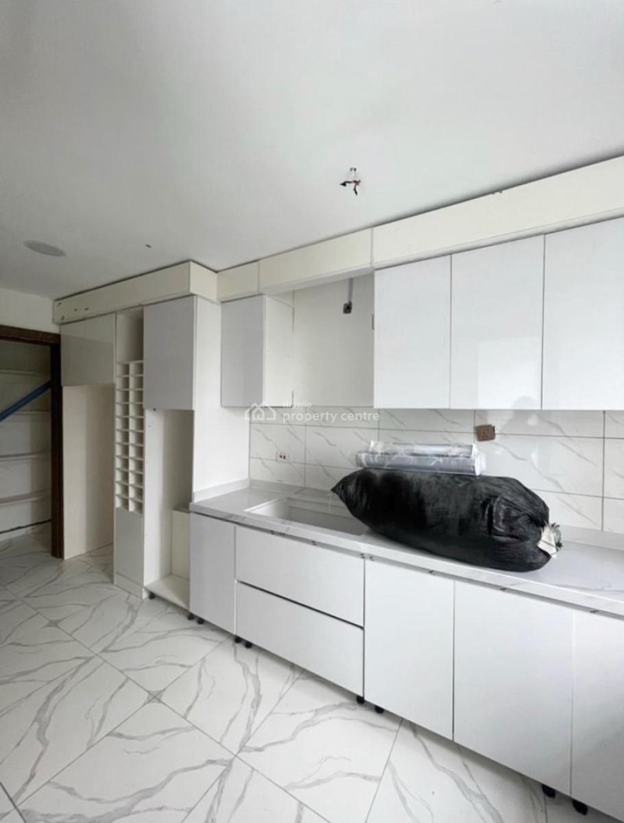 Affordable 2 Bedroom Apartment, Ologolo, Ologolo, Lekki, Lagos, Block of Flats for Sale