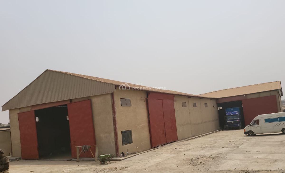 *warehouse with Office Buildings/boluwaji/lagos-ibadan Express, Boluwaji Ibadan Lagos Express Road, Ibadan, Oyo, Warehouse for Sale