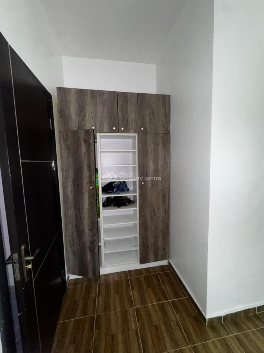 Partly Furnished Spacious Semi Master with Shared Kitchen, Orchid Buena Vista, Lekki, Lagos, Flat / Apartment for Rent
