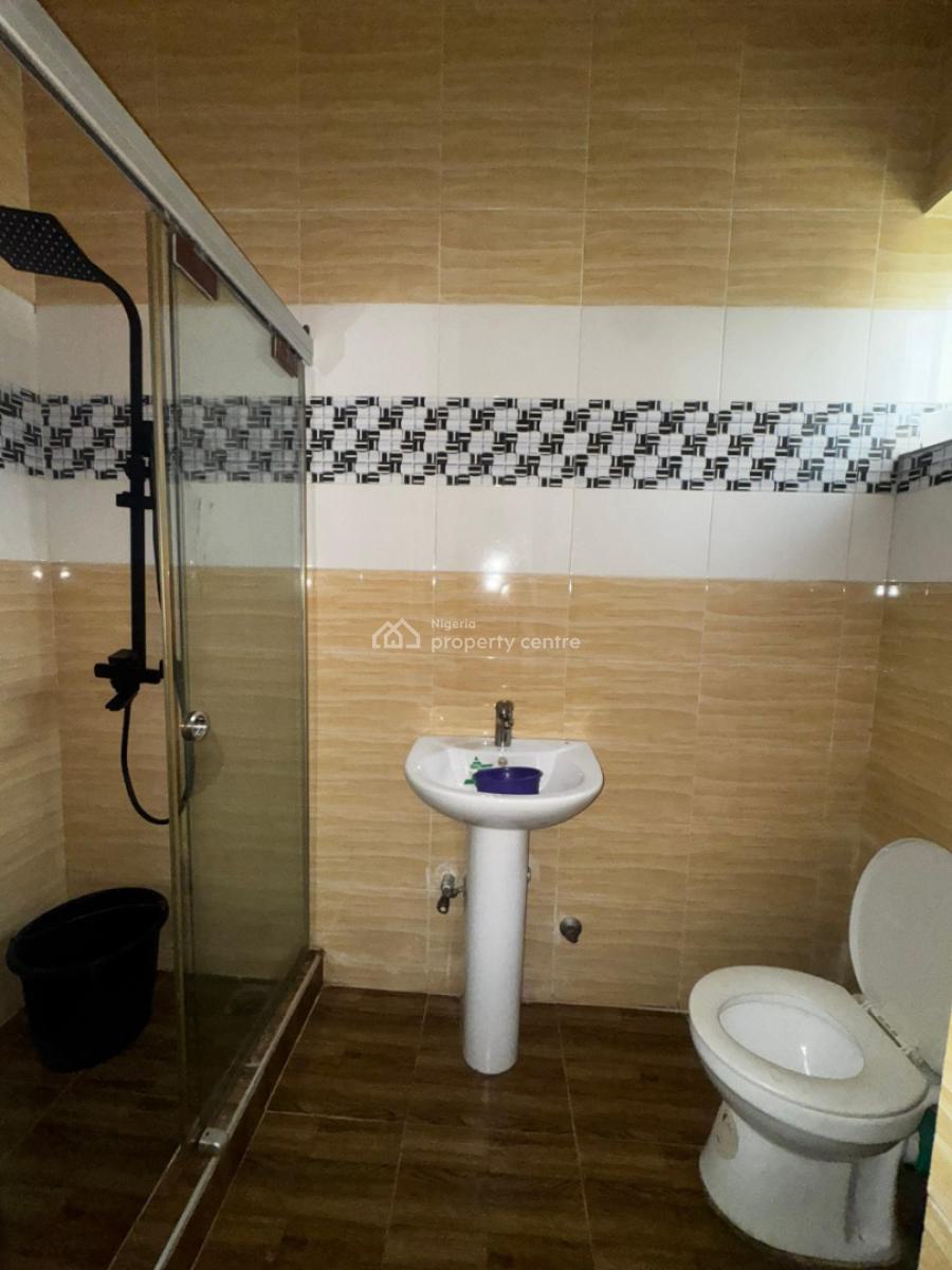 Partly Furnished Spacious Semi Master with Shared Kitchen, Orchid Buena Vista, Lekki, Lagos, Flat / Apartment for Rent