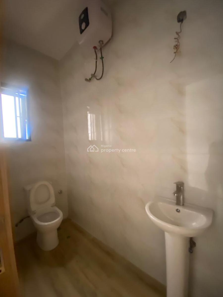 Brand New Luxury 2 Bedroom Apartment Upstairs, Monastery Road, Sangotedo, Ajah, Lagos, Flat / Apartment for Rent