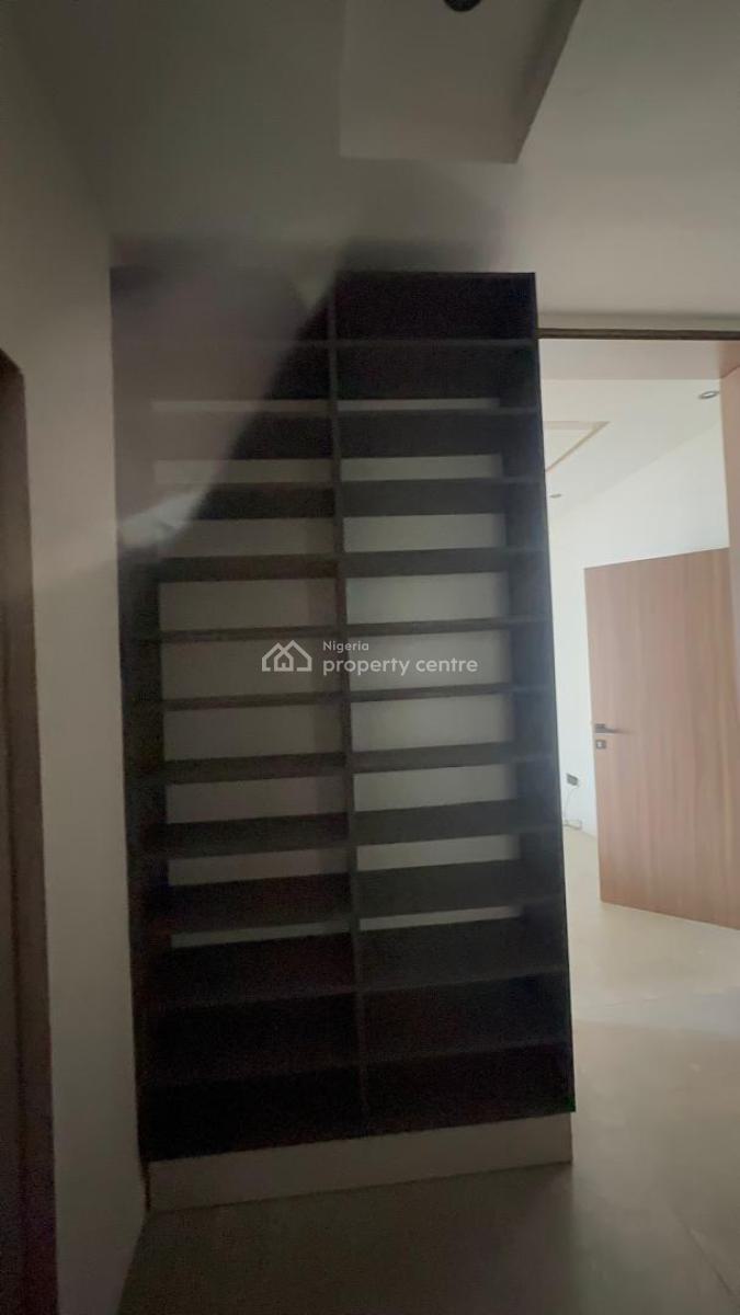 Lovely 3 Bedroom Maisonette with Bq, in an Estate Close to Nike Art Gallery, Lekki, Lagos, Flat / Apartment for Sale