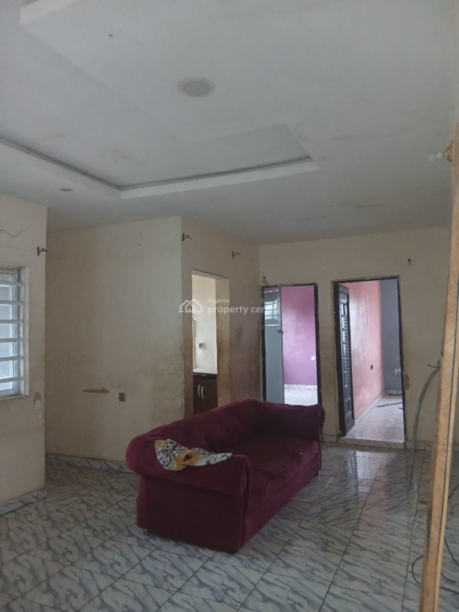 Fantastic Lovely 2-bedroom All Rooms En-suite, Shomolu, Lagos, Flat / Apartment for Rent