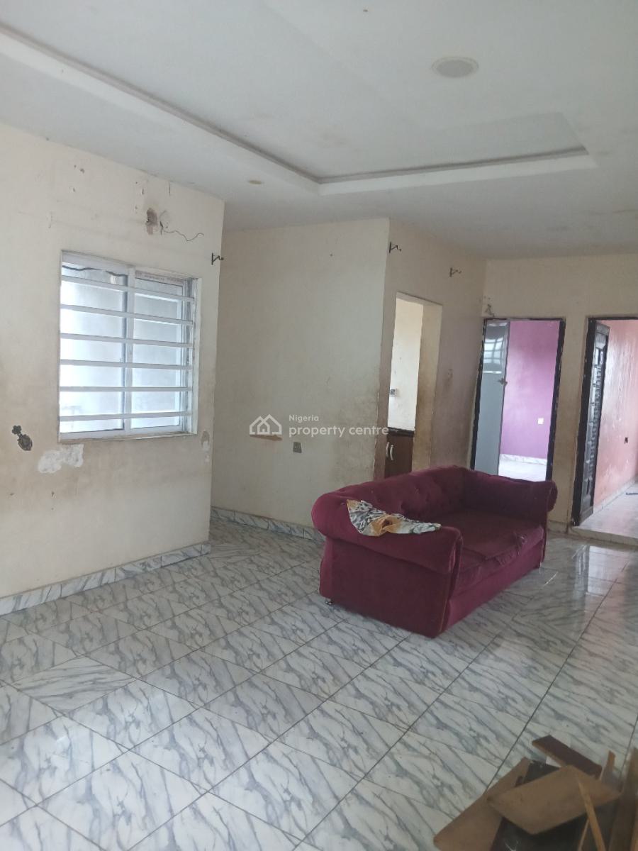 Fantastic Lovely 2-bedroom All Rooms En-suite, Shomolu, Lagos, Flat / Apartment for Rent