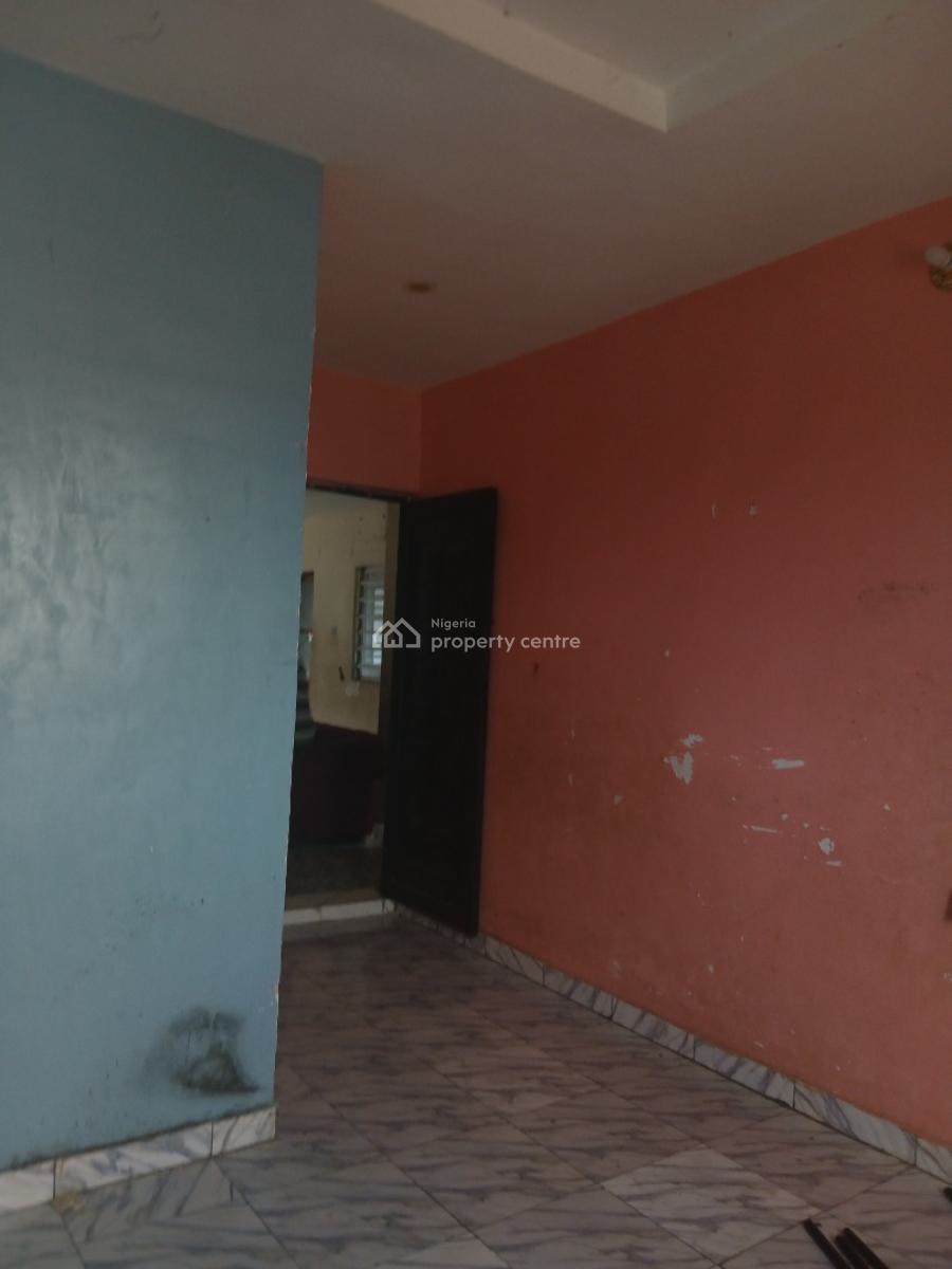 Fantastic Lovely 2-bedroom All Rooms En-suite, Shomolu, Lagos, Flat / Apartment for Rent