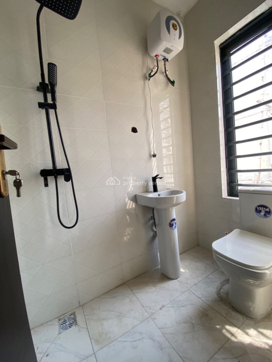 4bedroom Terrace  Duplex with Spacious Rooms, Off Orchid Road, Lekki Phase 2, Lekki, Lagos, Terraced Duplex for Sale
