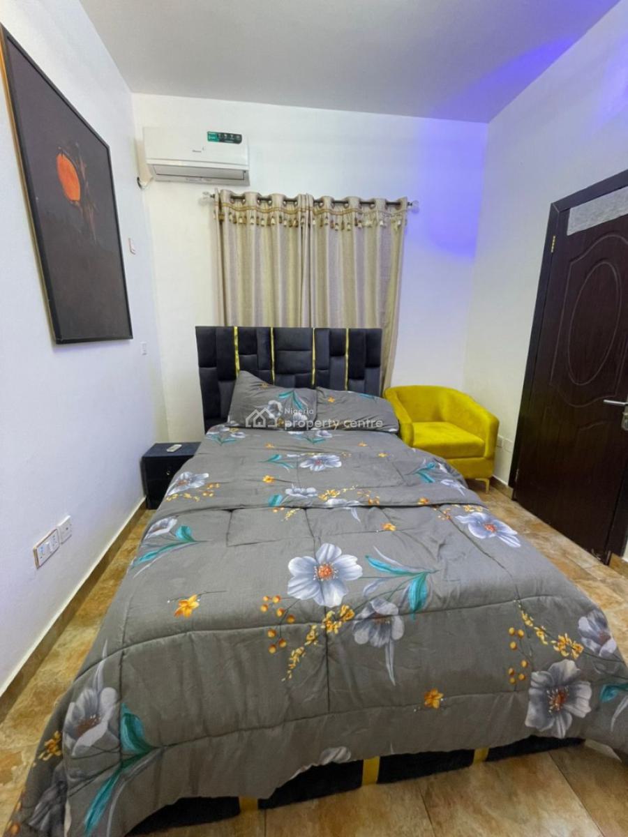Beautiful 1 Bedroom Apartment, 28, Main House Off Castle Rock, Osapa, Lekki, Lagos, Mini Flat (room and Parlour) Short Let