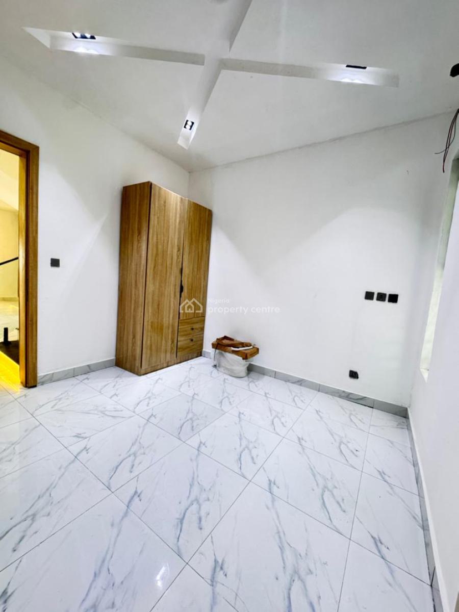 Exquisite 4 Bedroom Semi-detached Duplex with Bq Pool, Orchid, Lekki Phase 2, Lekki, Lagos, Semi-detached Duplex for Sale