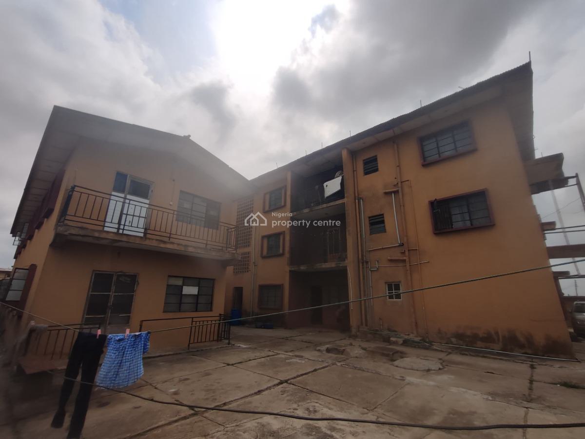 a 3-storey of 6 Block of 3-bed, Ganiyu Bello Street Felele, Challenge, Ibadan, Oyo, Block of Flats for Sale