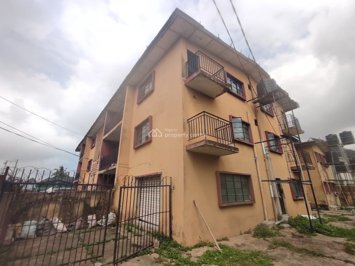 a 3-storey of 6 Block of 3-bed, Ganiyu Bello Street Felele, Challenge, Ibadan, Oyo, Block of Flats for Sale