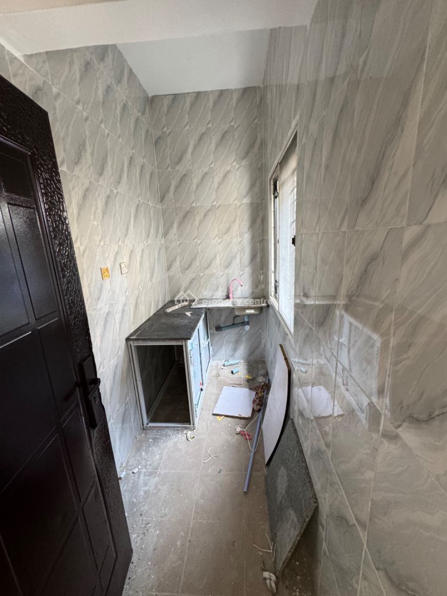 a 1 Bedroom Apartment Bq with Swimming Pool, Off Admiralty Way, Lekki Phase 1, Lekki, Lagos, Mini Flat (room and Parlour) for Rent