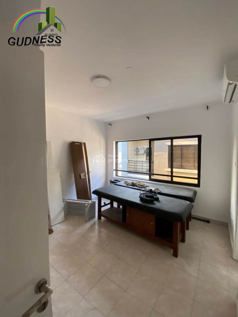 4 Bedroom Self-serviced Terrace, Victoria Island (vi), Lagos, Flat / Apartment for Rent