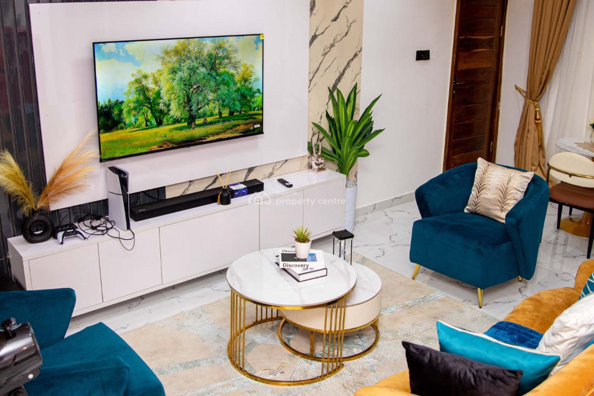 Luxury Fully Furnished Room and Parlour, Araromi Town Off Folami Street, Mobi Road, Ajah, Lagos, Flat / Apartment for Rent