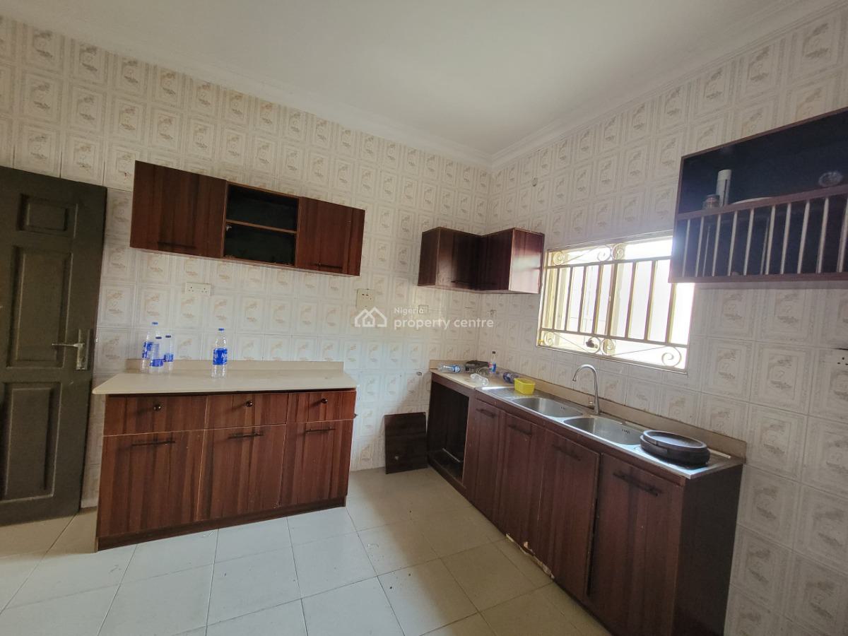 Standard and Spacious 3bedroom Flat, First Unity Estate, Badore, Ajah, Lagos, Flat / Apartment for Rent