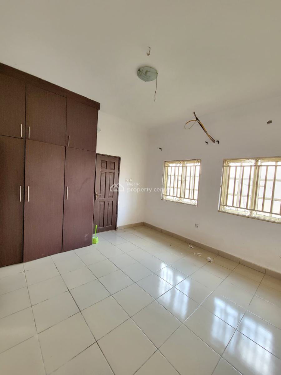 Standard and Spacious 3bedroom Flat, First Unity Estate, Badore, Ajah, Lagos, Flat / Apartment for Rent