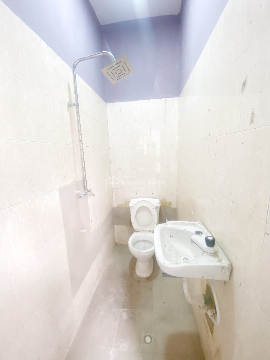 Luxury Mini Flat, Omole Phase 2, Ikeja, Lagos, Mini Flat (room and Parlour) for Rent