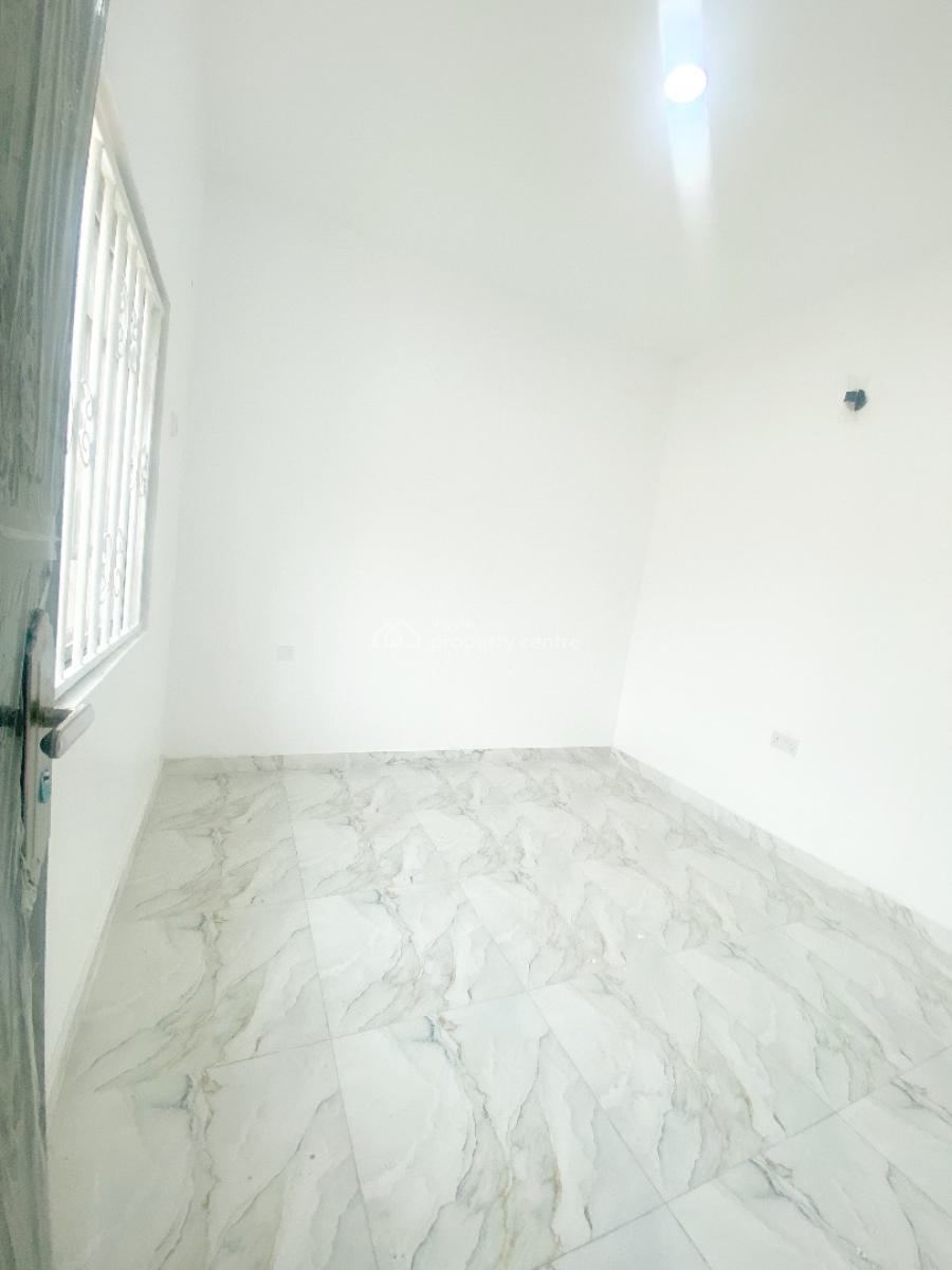 Luxury Mini Flat, Omole Phase 2, Ikeja, Lagos, Mini Flat (room and Parlour) for Rent