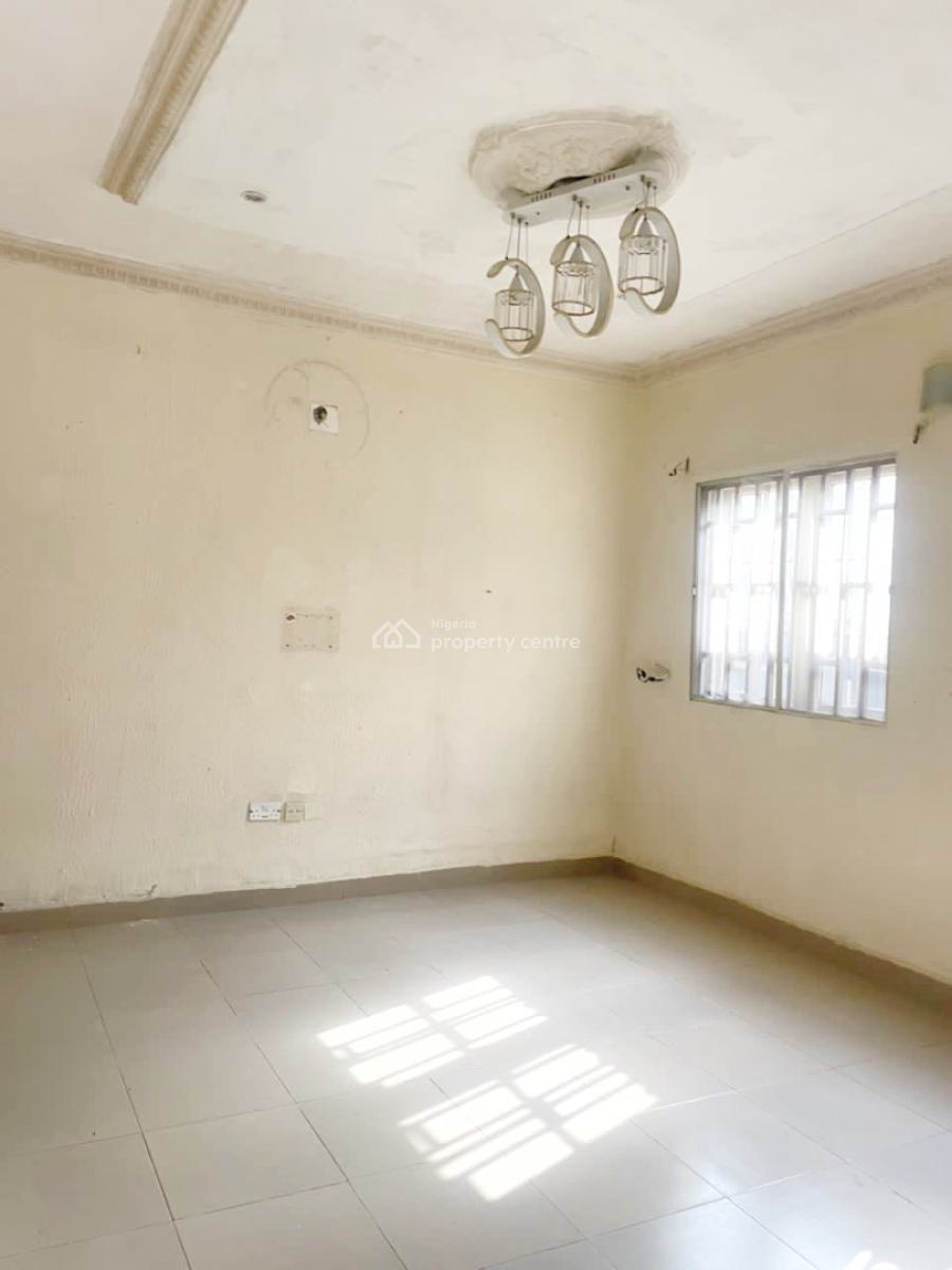 Luxury 3 Bedroom Flat, Gra Phase 1, Magodo, Lagos, Flat / Apartment for Rent