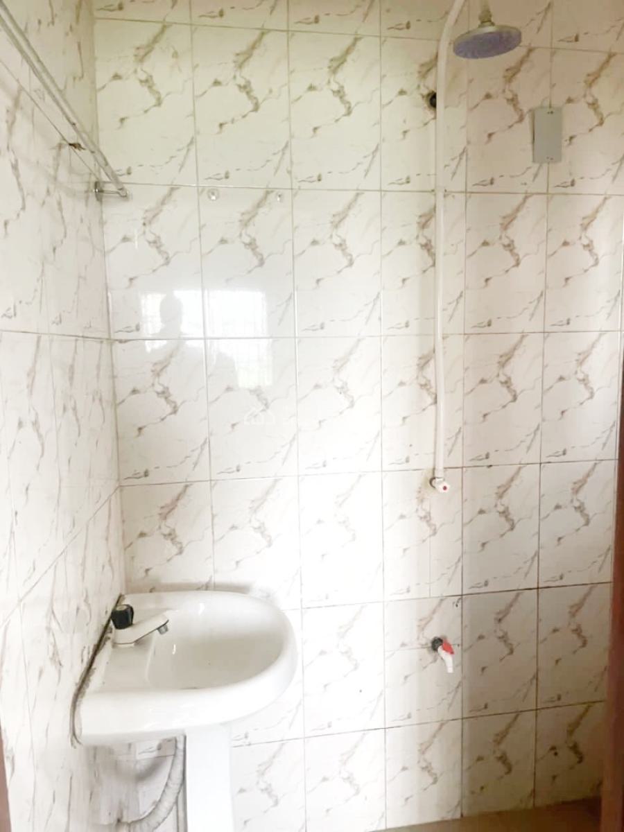 Luxury 3 Bedroom Flat, Gra Phase 1, Magodo, Lagos, Flat / Apartment for Rent