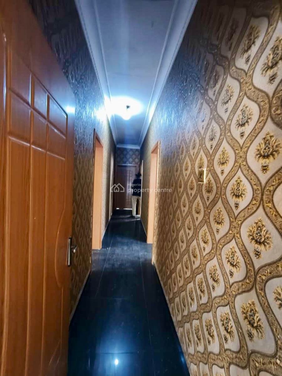 Spacious 3 Bedroom Flat in a Serene Environment, Lekki Phase 1, Lekki, Lagos, Flat / Apartment for Rent