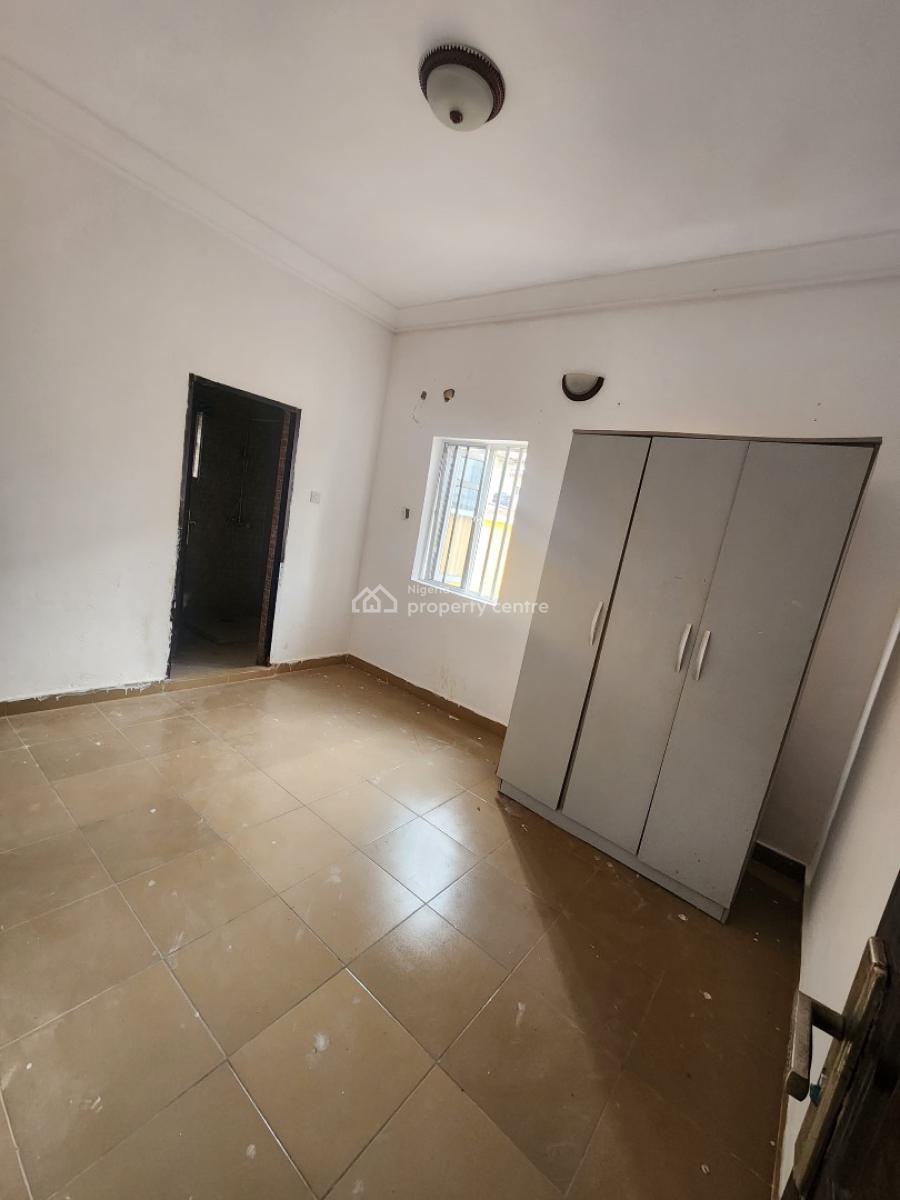 Nicely Built Spacious 3/bed Apartments, Randle Avenue, Surulere, Lagos, Flat / Apartment for Rent